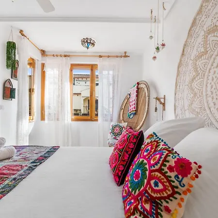 A Small Paradise Holiday home *